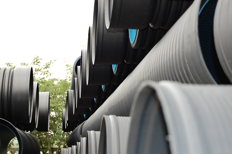 Țevi corugate și fitinguri