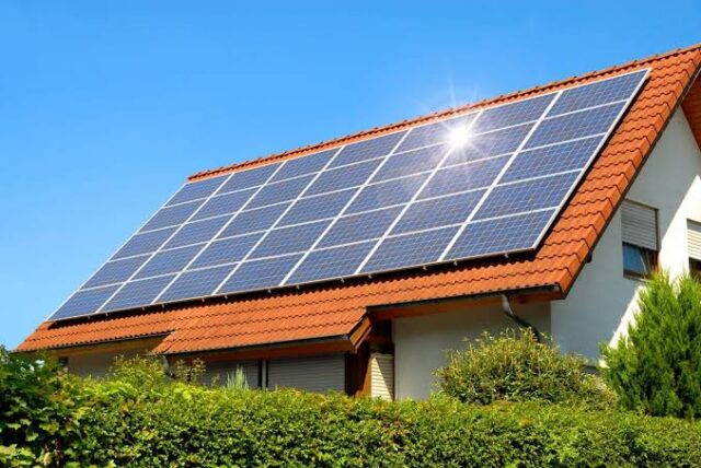 Panouri fotovoltaice şi baterii Arad