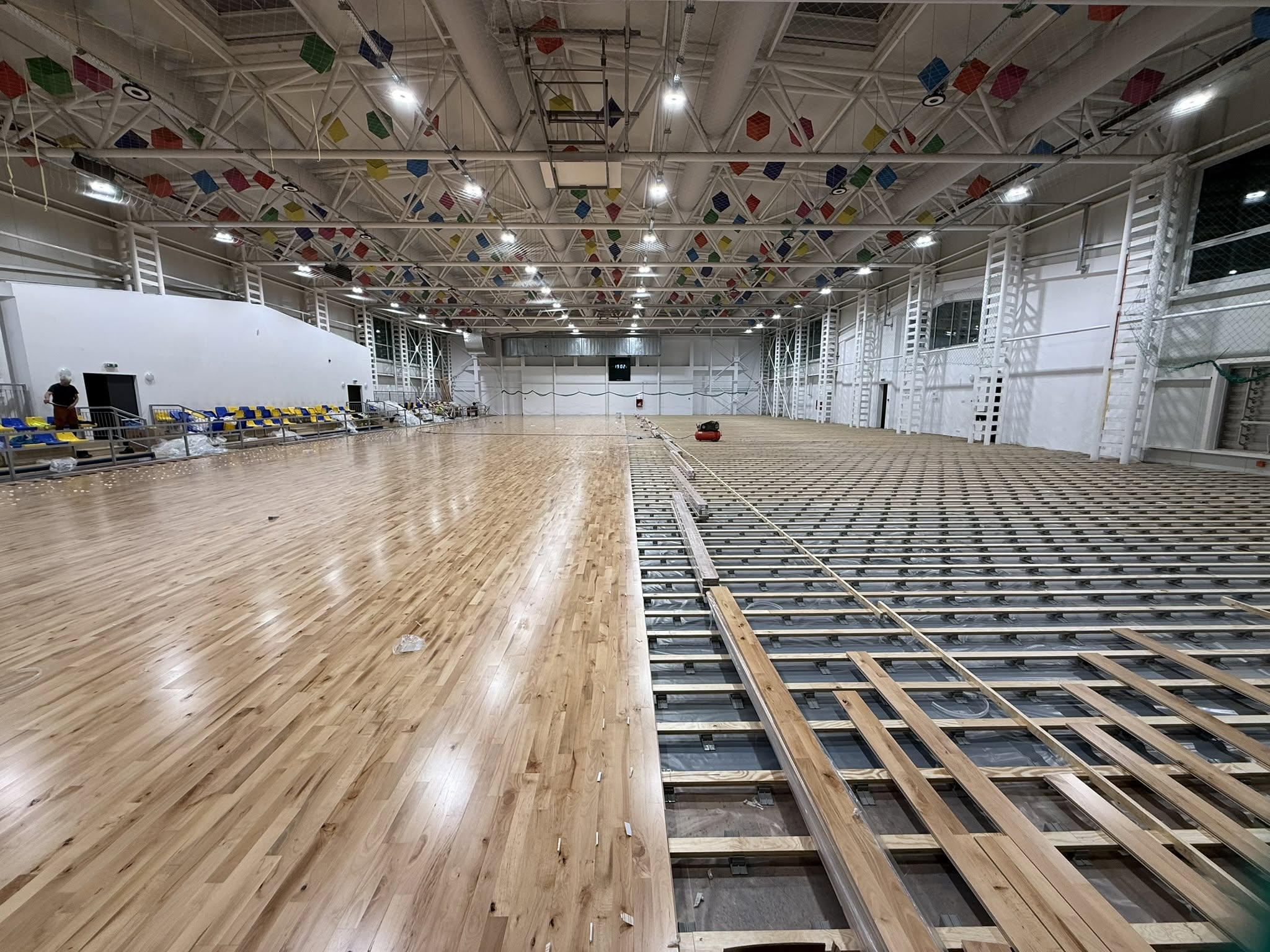 Montaj parchet lemn sportiv